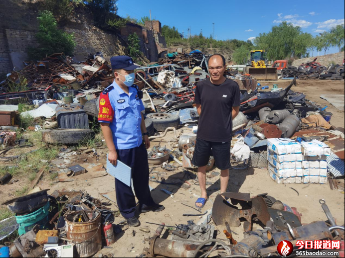 嚴(yán)細(xì)措施 狠抓落實 神木站派出所縱深推進夏季治安打擊整治百日行動見實見效547.png