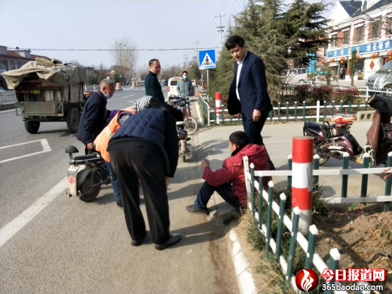 山東沂水縣沂城街道石良店子村網格長魏相伍救死扶傷獻愛心377.png