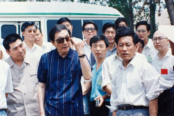 朱镕基在周口考察調研考察糧棉主產區農業種植紀實477_副本.jpg