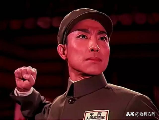 李佩山訪著名戰斗英雄、特等功臣楊育才2394.png